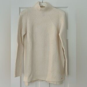 Women’s cream sweater